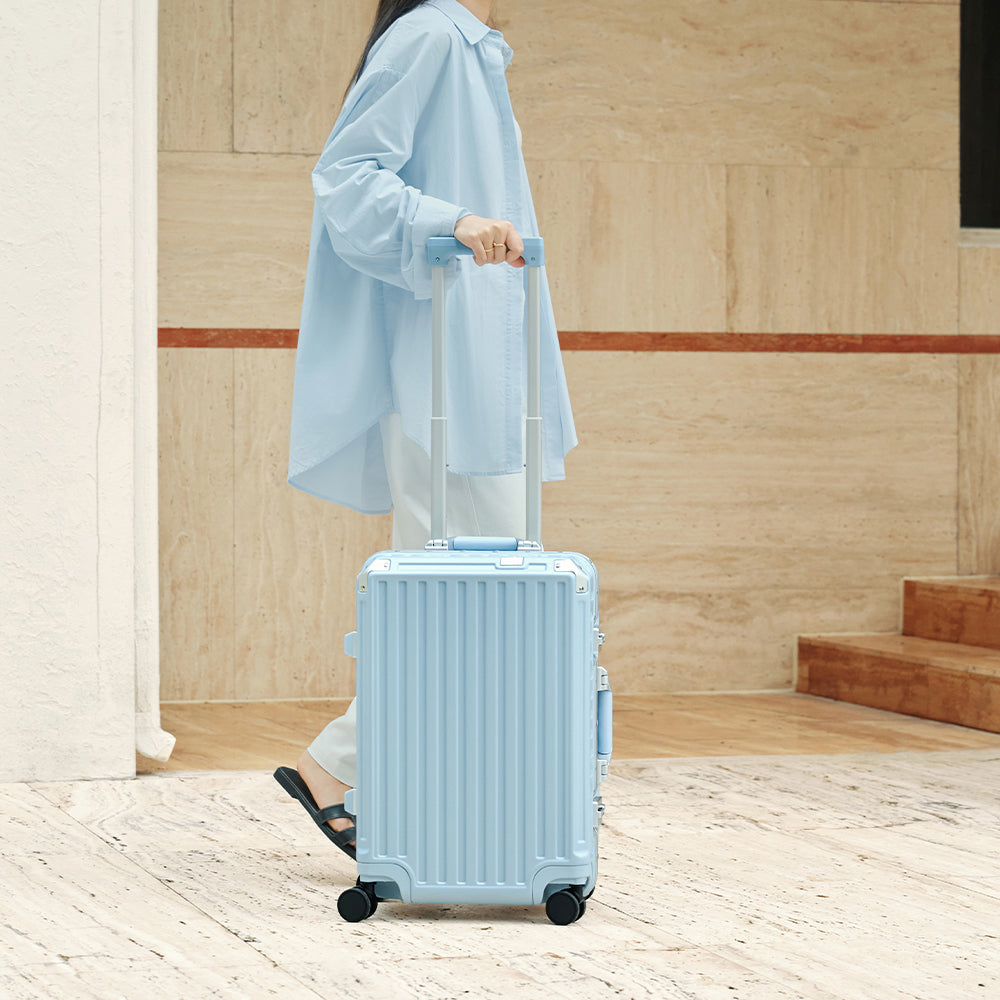 Aluminum suitcase - Blue