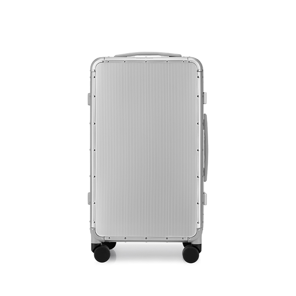 Voyager Full Aluminum Carry-On