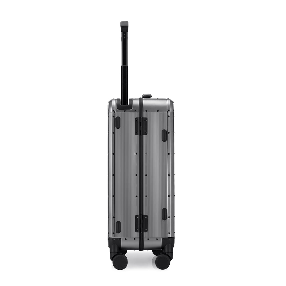 Voyager Full Aluminum Carry-On
