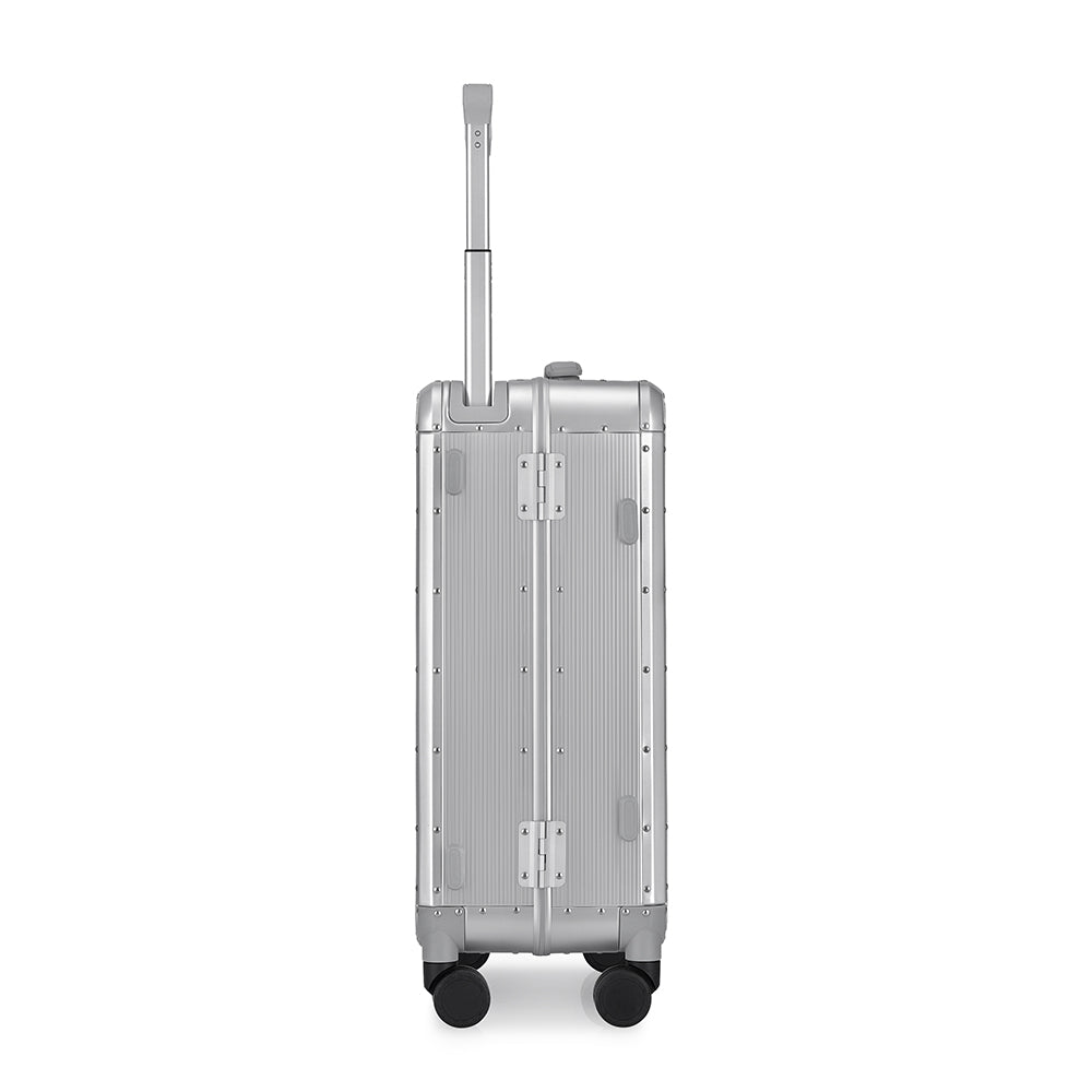 Voyager Full Aluminum Carry-On