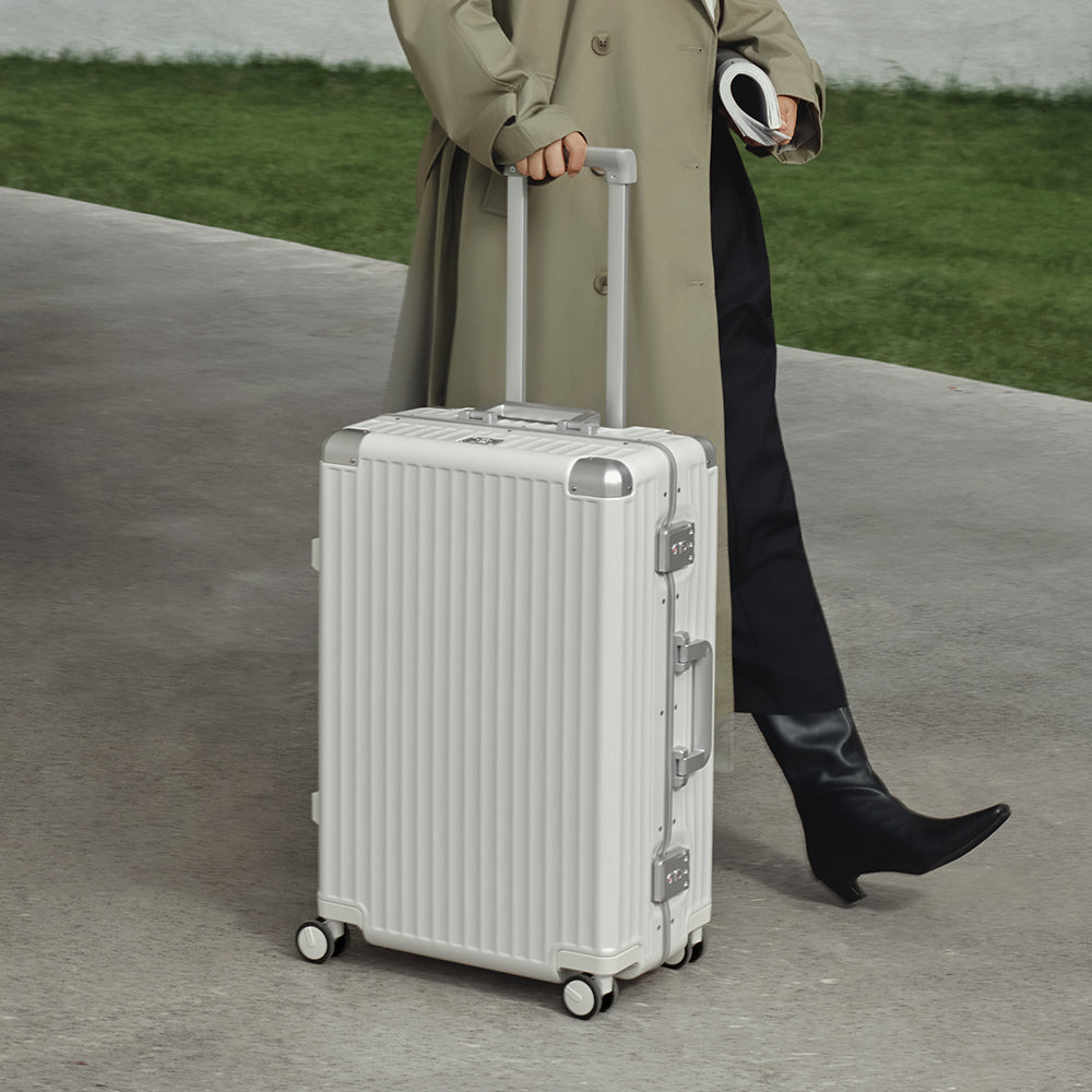 Why Zipperless Luggage Is Better: Roaming Aluminum Frame Review 2026